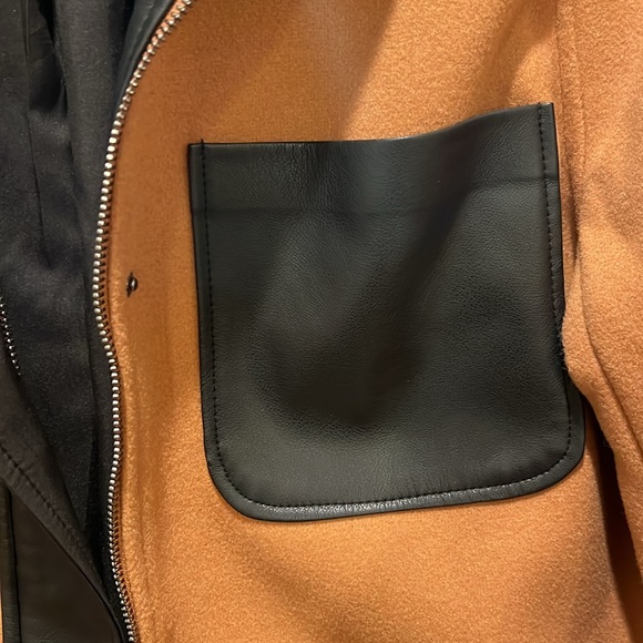 Camel and black cropped coat NWT - Picture 4 of 10